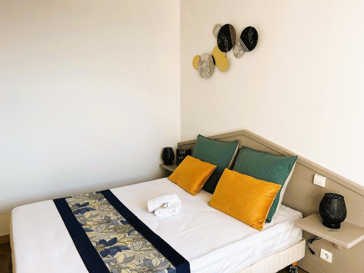 Gabrielle Hotel Aiguines Ruang foto