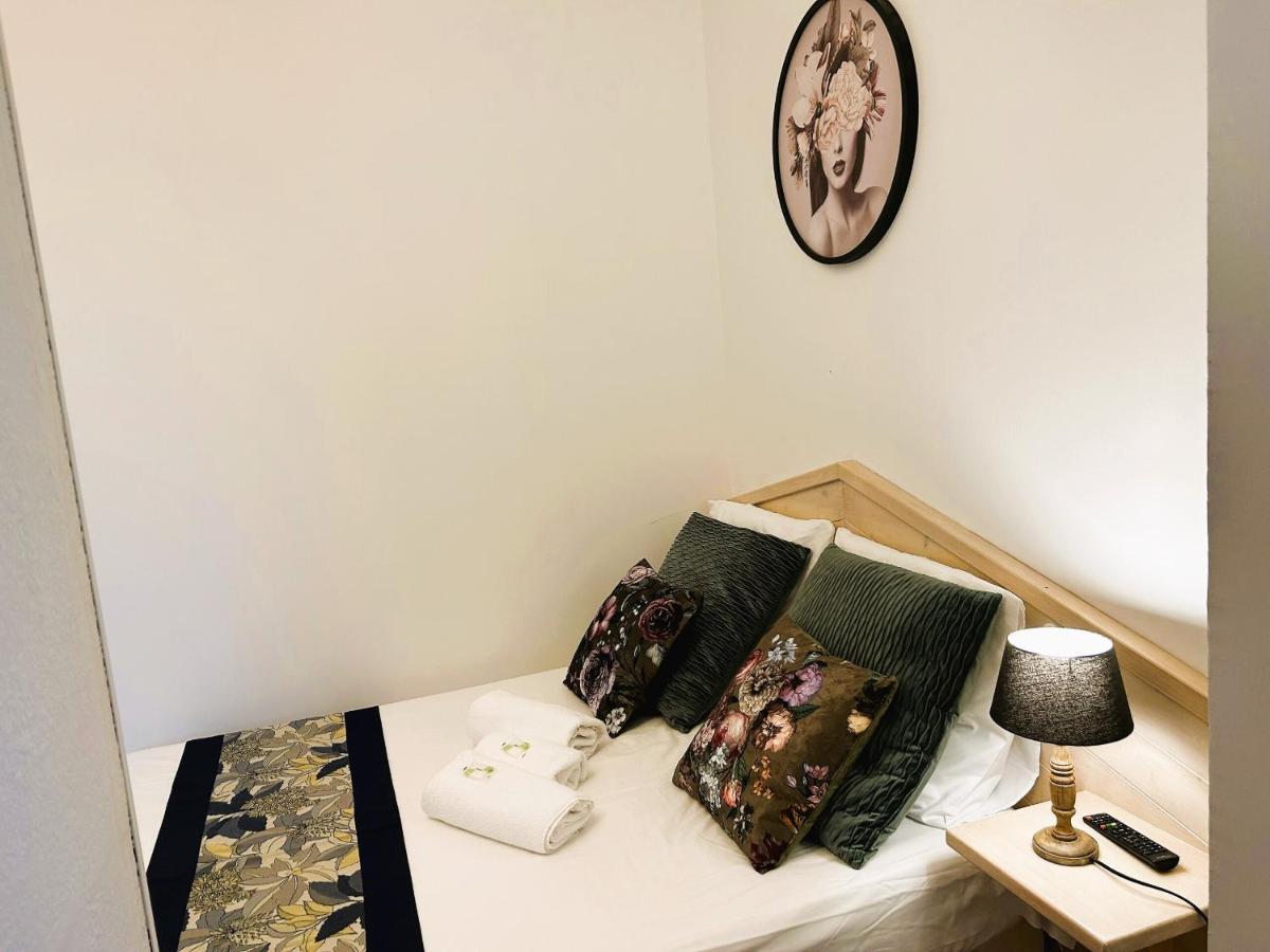 Gabrielle Hotel Aiguines Ruang foto