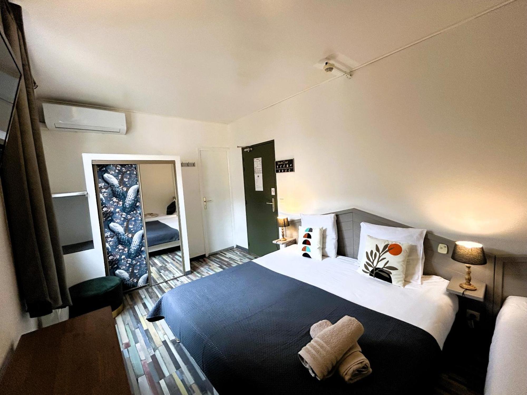 Gabrielle Hotel Aiguines Ruang foto
